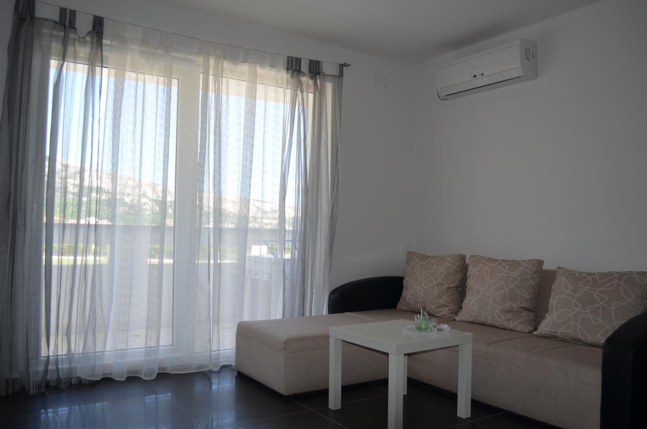 Apartments Mare I Башка Екстер'єр фото