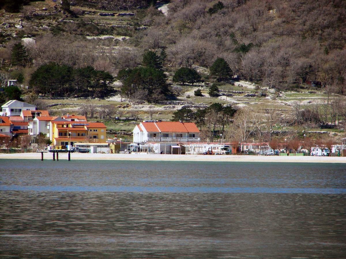 Apartments Mare I Башка Екстер'єр фото